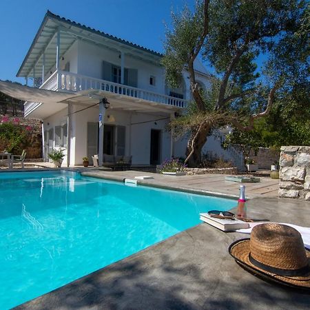 Paxosblue Suites & Villas Gaios Dış mekan fotoğraf