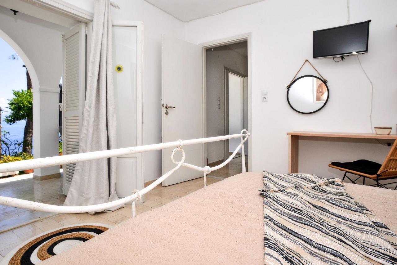 Paxosblue Suites & Villas Gaios Dış mekan fotoğraf