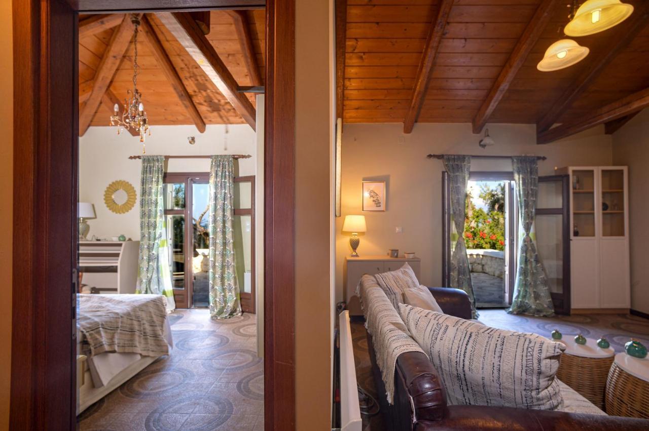 Paxosblue Suites & Villas Gaios Dış mekan fotoğraf