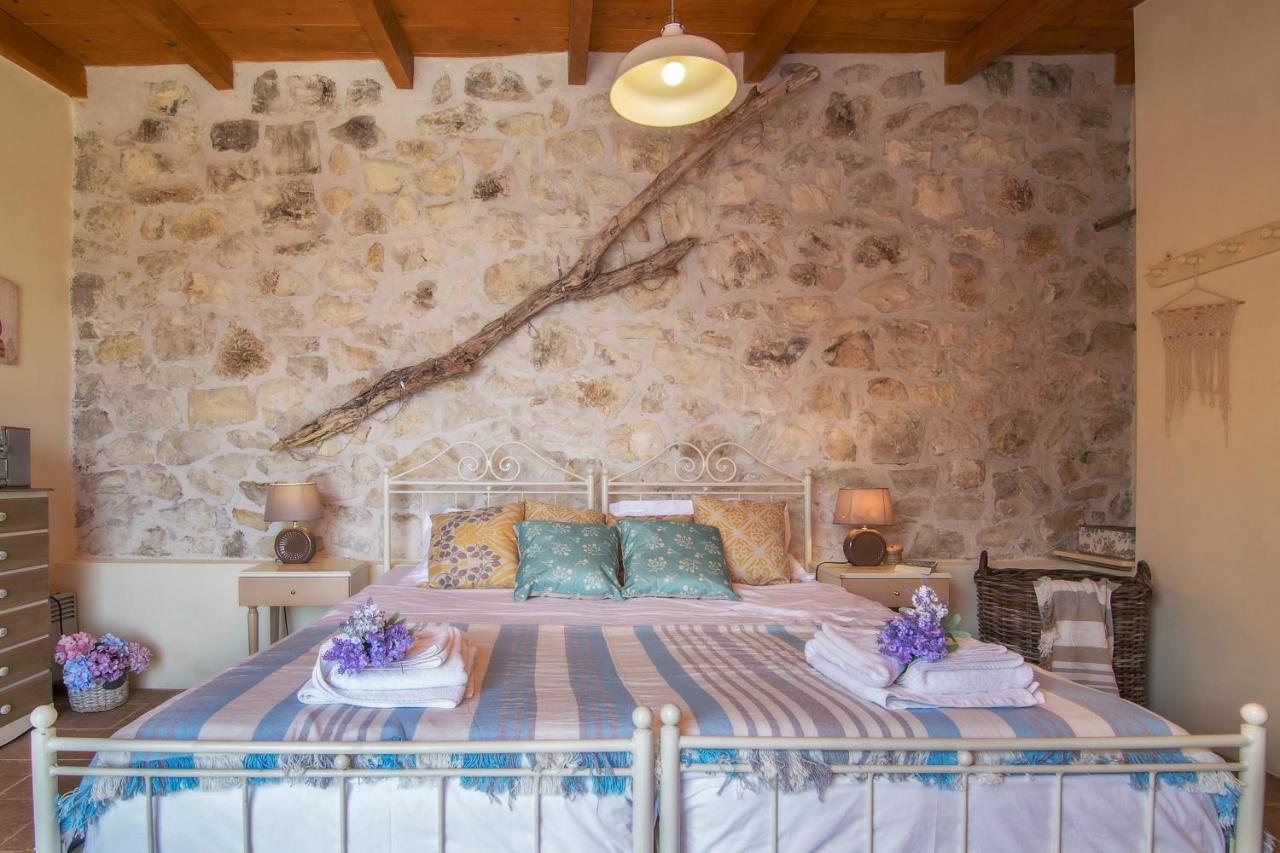 Paxosblue Suites & Villas Gaios Dış mekan fotoğraf