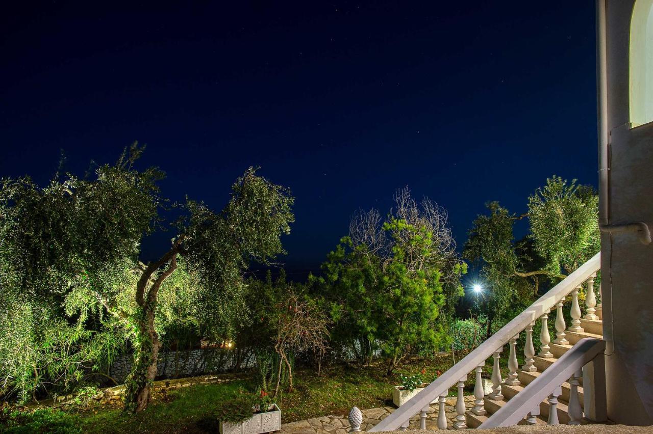 Paxosblue Suites & Villas Gaios Dış mekan fotoğraf
